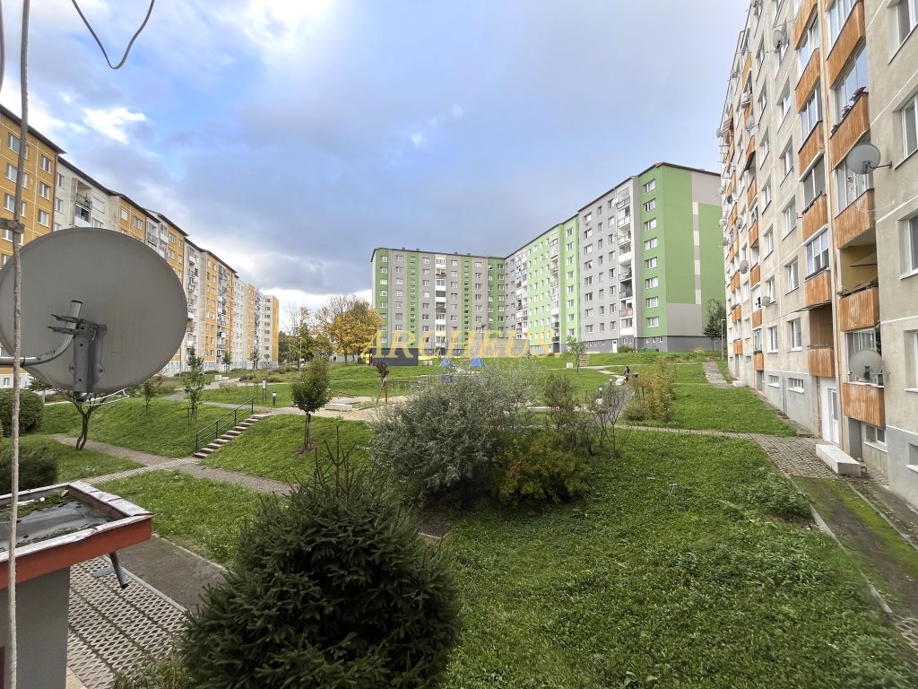 PREDAJ - 2 IZBOVÝ BYT S LODŽIOU, SVOBODU, BARDEJOV - 19