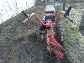 DVOJKOLESOVY MALOTRAKTOR. BENZÍNOVÝ STVORTAKT. - 19