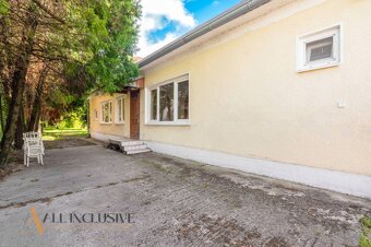 ALL INCLUSIVE | NA PREDAJ STARŠÍ RD NA 914 M² POZEMKU, MALÉ  - 19