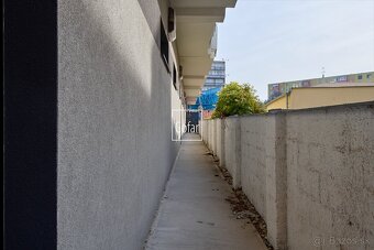 Predaj| Lukratívny obchodný priestor 160m2 -GRADUS, DS - 19