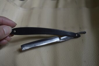 predam - starozitna britva Colley & Co., - 19