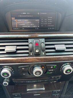 BMW e60 530 FACELIFT - 19