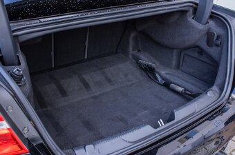 Jaguar XE 2.0 I4D R-SPORT AWD / DPH - 19