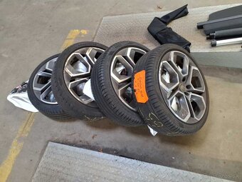 Škoda Octavia Combi 2.0 TDI DSG RS Plus - 19