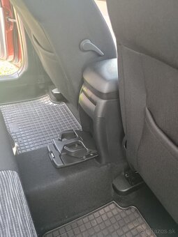 Kia Ceed SW r.v. 6.2009 - 19