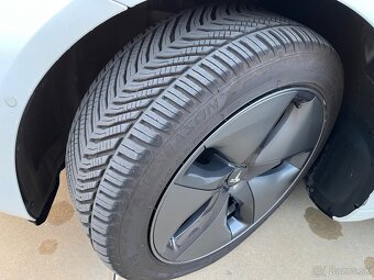Tesla Model 3 Dual Motor 4x4 - 19