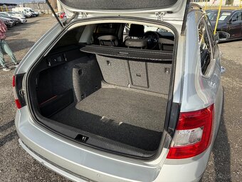 Škoda Octavia Combi Scout 2.0TDI,DSG,4x4,Panorama,Po servise - 19