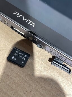 PS VITA PCH-1004 OLED displej -folia +8GB - 19