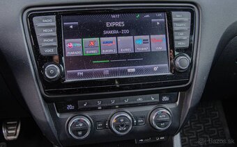 Škoda Octavia Combi 2.0 TDI RS - 19