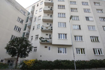 Prenajmeme 3-izbový, komplete zariadený byt v centre - 19