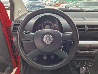 Volkswagen Fox 1.2i M5 55k (benzín) - 19
