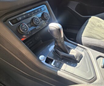 VW TIGUAN ALLSPACE 1.5 TSI R-LINE DSG - 19