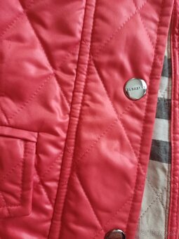 Predám originál BURBERRY červenú prešivanu bundu - 19