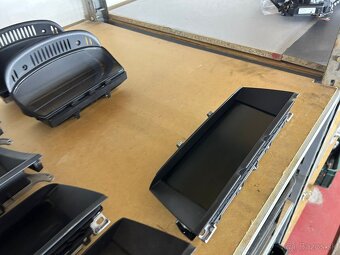 BMW  display F01-F02-F07-F10-F11-F30-F31-E90-91-92-93-E60-65 - 19