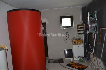 DOBRÉ REALITY - priestranný rodinný dom s veľkým pozemkom v - 19