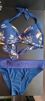 Malý garážový bazárik - 19