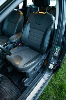 Ford Kuga 2.0 TDCi - 19