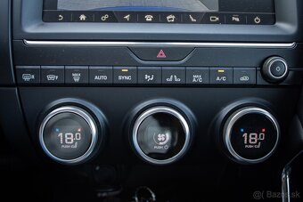 Jaguar E-Pace 2.0 I4 S AWD A/T - 19
