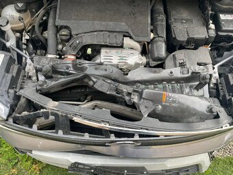 Opel Crossland 1.2i 96kw, r.12/2022, klima, automat, 1. maji - 19