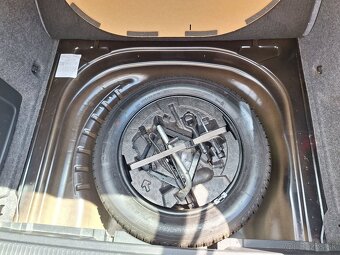 Škoda Octavia Combi 2.0TDi DSG - 19