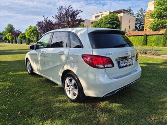 Mercedes B 180 A/T - 19