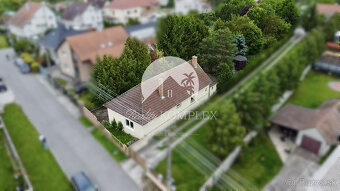 Reality KOMPLEX s.r.o Vám ponúka na predaj 3-izbový rodinný  - 19