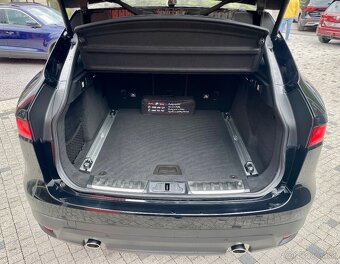 Jaguar F-Pace 2.0D I4 240k R-Sport AWD A/T - 19