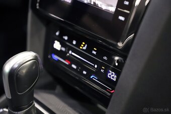 Volkswagen Passat B8 Variant 2.0 TDI 110kW DSG automat - 19