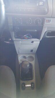 Rozpredám Škoda Felicia 1.9D GLX ND - 19