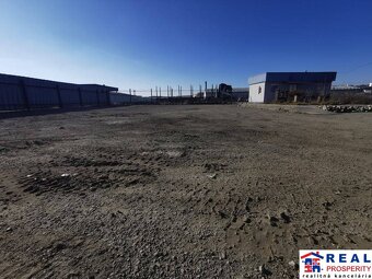 STROJNÍCKA: SKLAD 605 m2-naklad. rampa 164 m2, soc. záz., 4  - 19