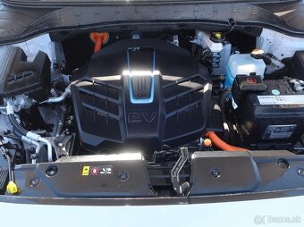 Hyundai Kona Electric POWER 64kWh 150kW CZECH EDITION - 19