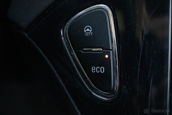 OPEL CORSA 1.4 Turbo 74kW 2015 - 19