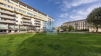 Priestranný  4 izbový byt s potenciálom v prestížnej lokalit - 19