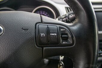 Kia Sportage 1.7 CRDi 2WD Platinum sivá - 19