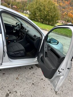 GOLF VI - 19