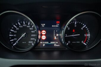 Land Rover Discovery Sport 2.0L TD4 SE AT - 19