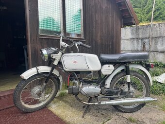 Oprava motocyklov - veteránov - 19