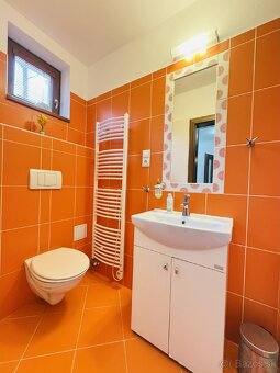 Na predaj 5i RD v obci Pernek. - 19