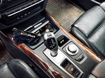 BMW X5 xDrive30d 2007 - 19
