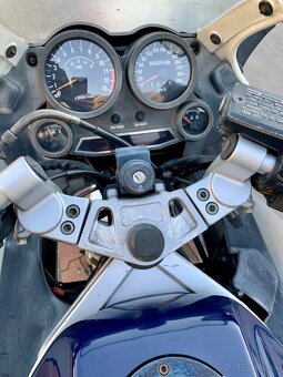 KAWASAKI GPZ 500R - 19