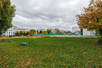 3 izbový tichý, zrekonštruovaný byt v Ružinove, Ostredky - 19