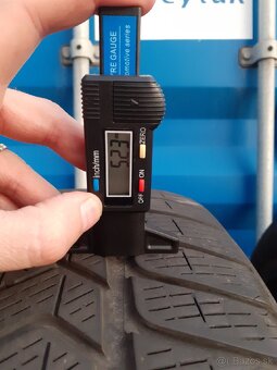 235/55R19 + 255/50R19 Pirelli Scorpion RFT - 19