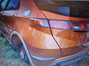 Honda Civic VIII UFO zadné svetlo - 19