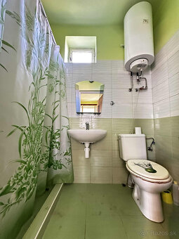 Na predaj starší rodinný dom s veľkým pozemkom v obci Duna - 19