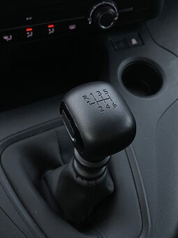 Peugeot Rifter 1.2 PureTech E6d-ISC Active - 19