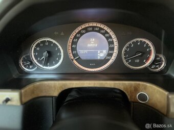 Mercedes E500 W212 5.5i V8 285kw / 388ps kupene na SK - 19
