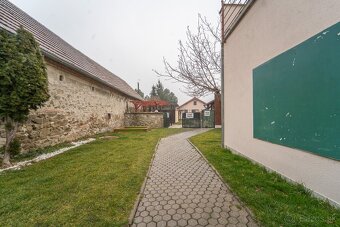 ATYPICKÝ RD NA HLAVNOM ŤAHU - VHODNÝ NA PODNIKANIE - 19