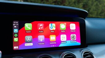 Mercedes E220d - Hnedá Metalíza, CarPlay, Letná-Zimná sada - 19