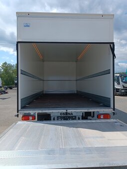 Iveco Daily 72C18 P/A 3,0 D skříň, čelo,r.v.2024 Zánovní vůz - 19