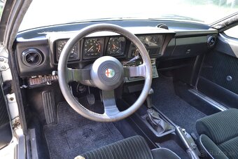 Alfa Romeo GTV6 2.5 V6 - 19